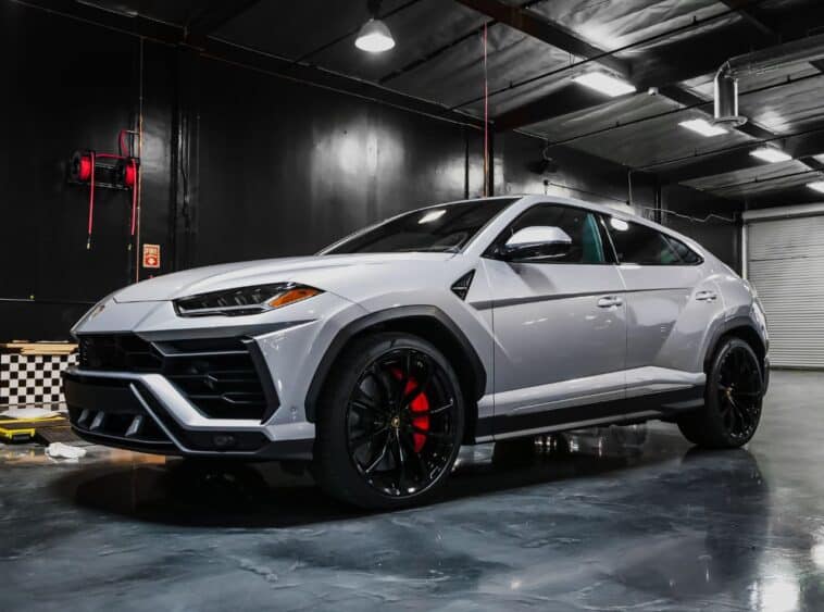 Czy warto robić auto detailing w nowym samochodzie?