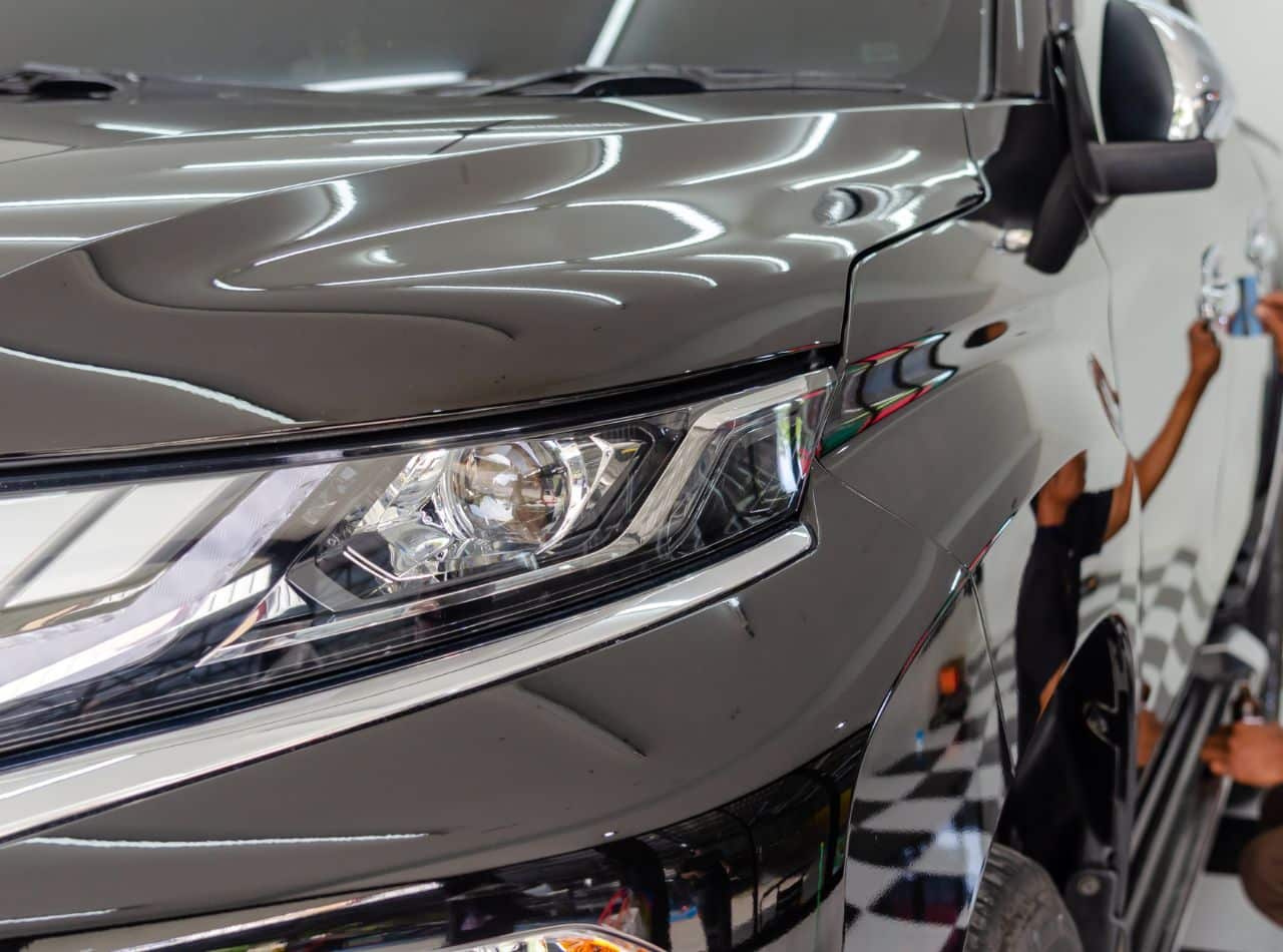Ceramika na auto czym różni się od wosku i folii ochronnych