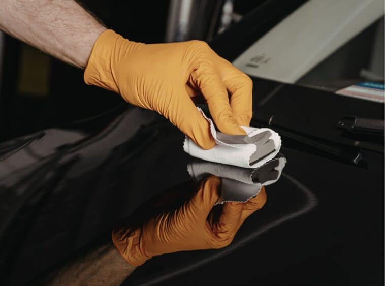 Czy powłoka ceramiczna chroni przed drobnymi rysami